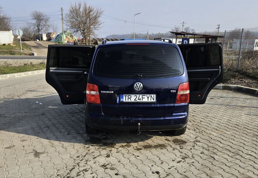 Volkswagen Touran 1.9 Diesel 2004 – Acte valabile