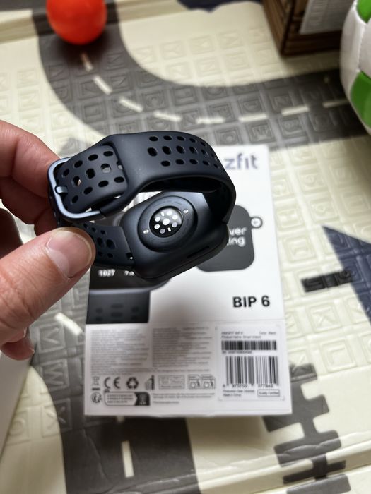 Amazfit Bip 6 smart watch