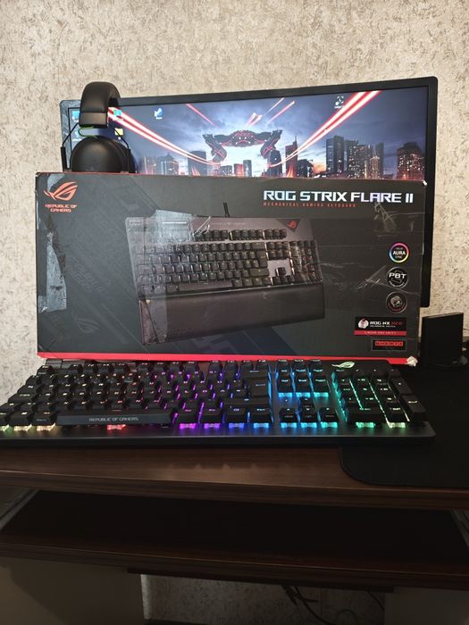Геймърска Механична Клавиатура Asus ROG Strix Flare II