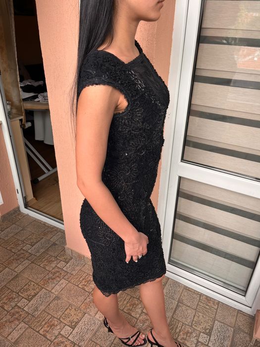 Официална дамска рокля от Юнона