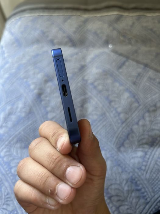 Samsung galaxy s25 идеал256