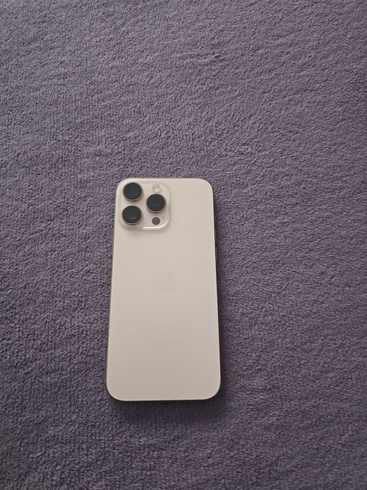 Vand/Schimn Iphone 16 pro max Impecabil