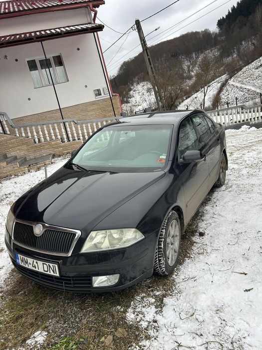 Vând Skoda Octavia 2
