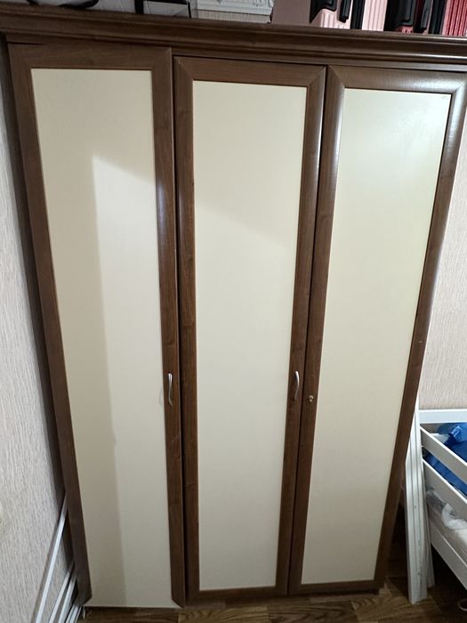 Продам два шкафа за 15 тыс