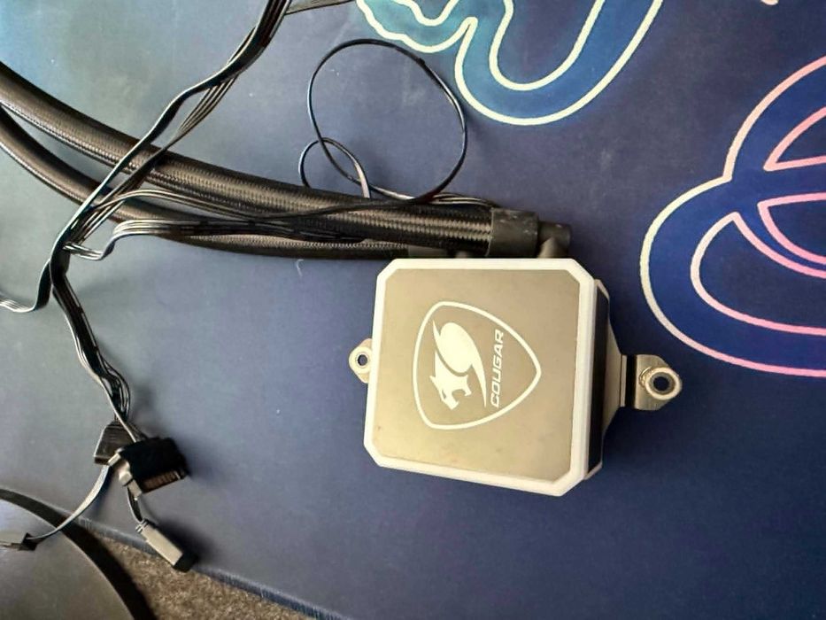 Водно Охлаждане COUGAR AQUA 240