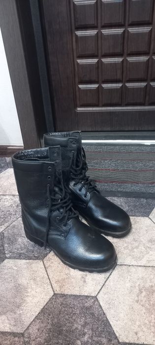 Продам Мужские обувь