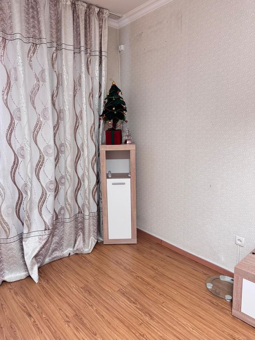 Горка для гостиной