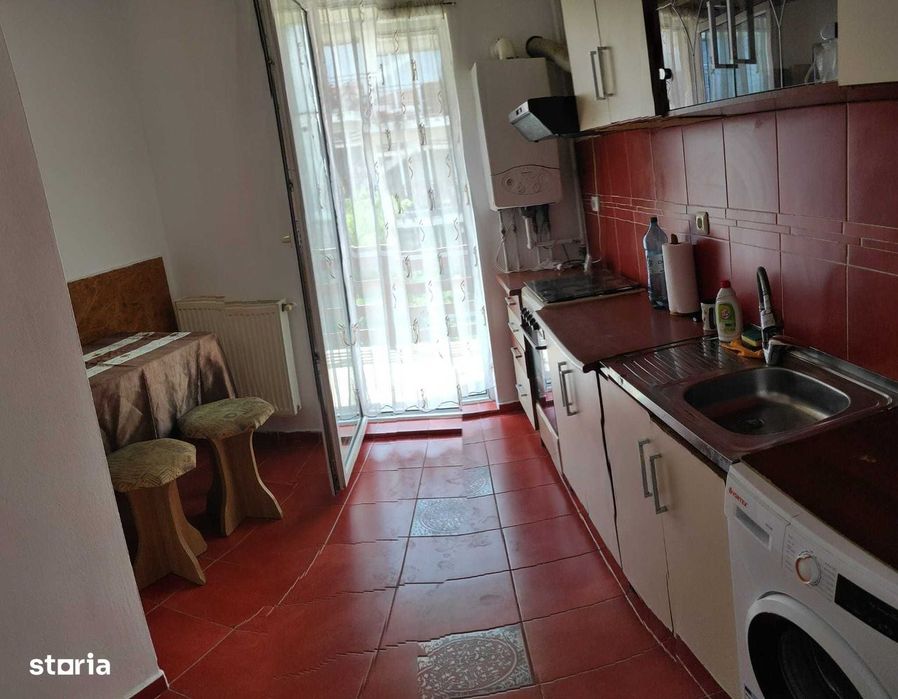 Apartament 1 camera decomandat, 32 mp str Eroilor Floresti