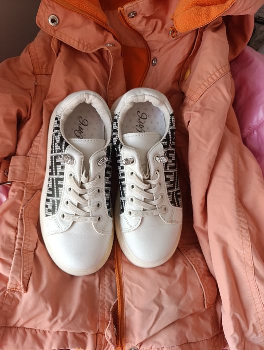 Отдам детские вещи