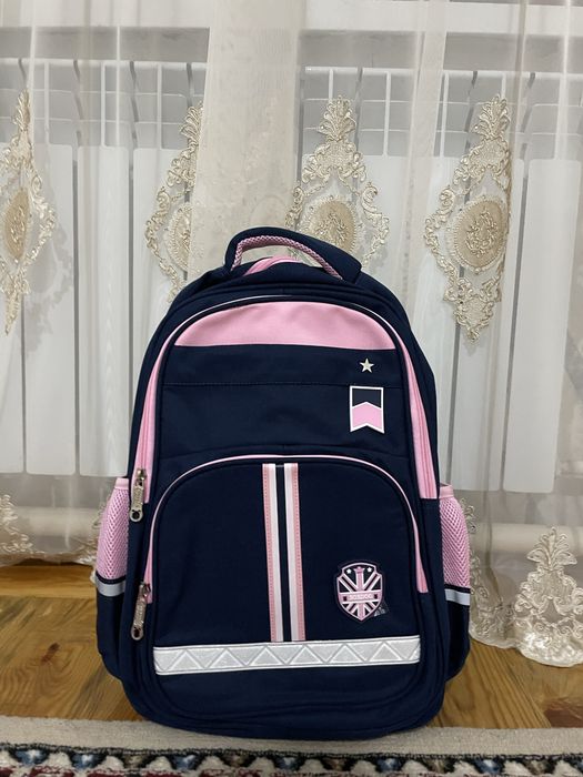 Сумка школьная эвропейская стиль качество супер