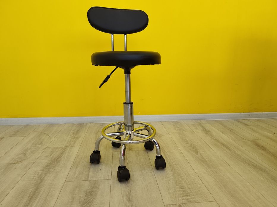 Stomatologlar, gózzallık salonları hám ustalar ushın kreslo