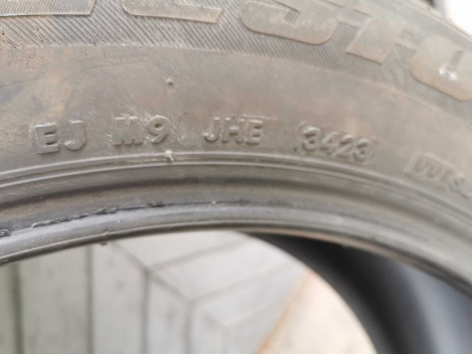 Продавам Гума Bridgestone Dueler 235/55/20