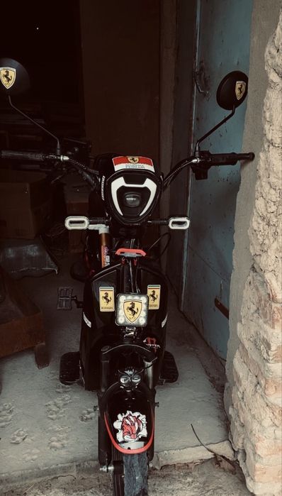 Лиапард скутер &&