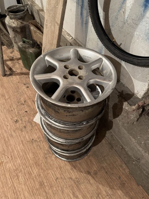 продам титанку на 15 размер