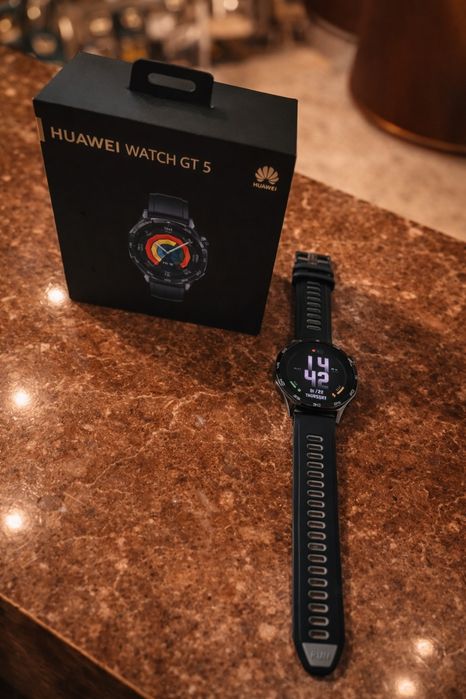 Vând Huawei GT 5 46mm