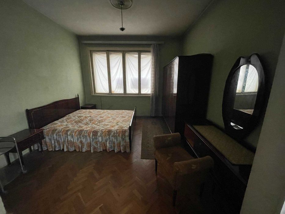 Продава се Тристаен апартамент в Пловдив, Каменица 1 - 83 кв.м за 1988 €/кв.м - Снимка #5