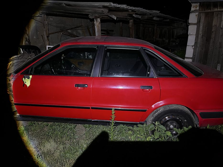 Продам ауди 80 б4 без двигателя,