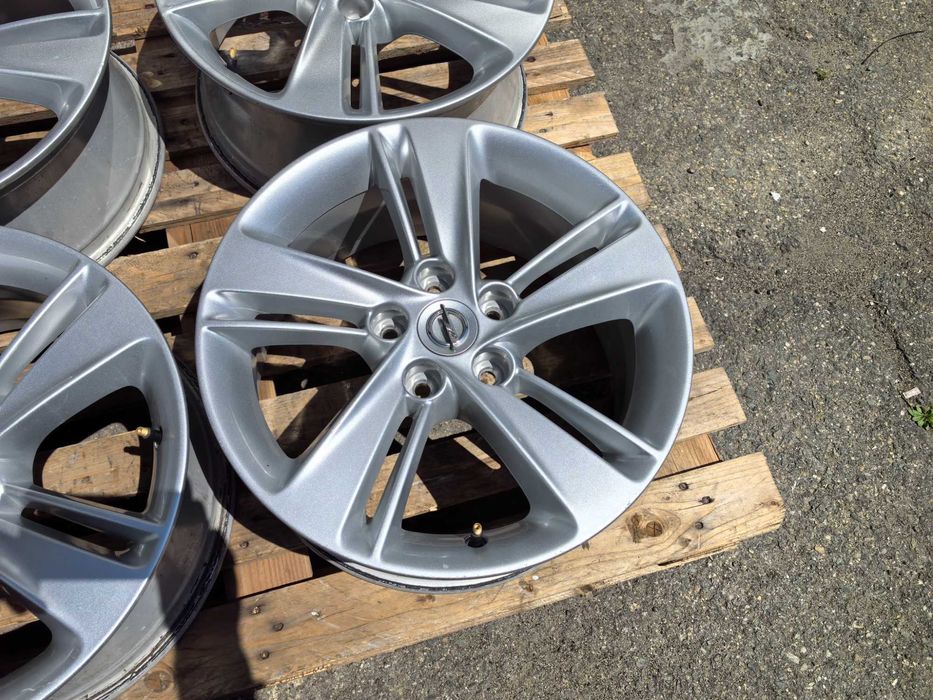 17 цола 5 х 115 мм ОПЕЛ / Шевролет - 7,5 Инча / ЕТ 45