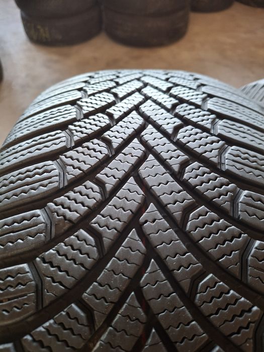 4 Anvelopele de iarnă 265 60 r18 Bridgestone