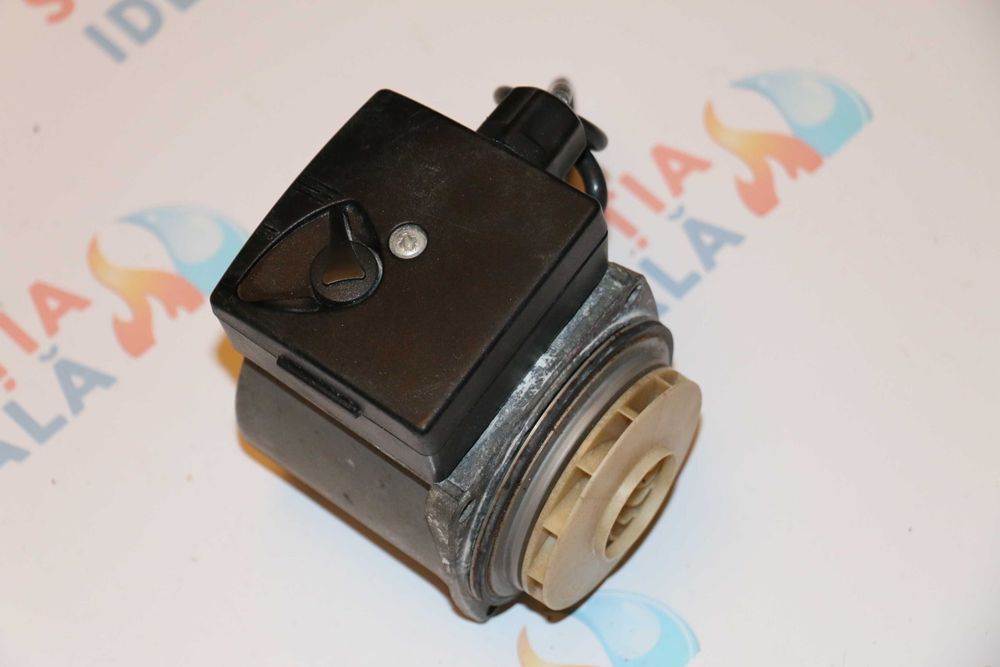 Pompa Grundfos UPS 15-50 A0KR centrala termica Protherm Lynx 28 kw