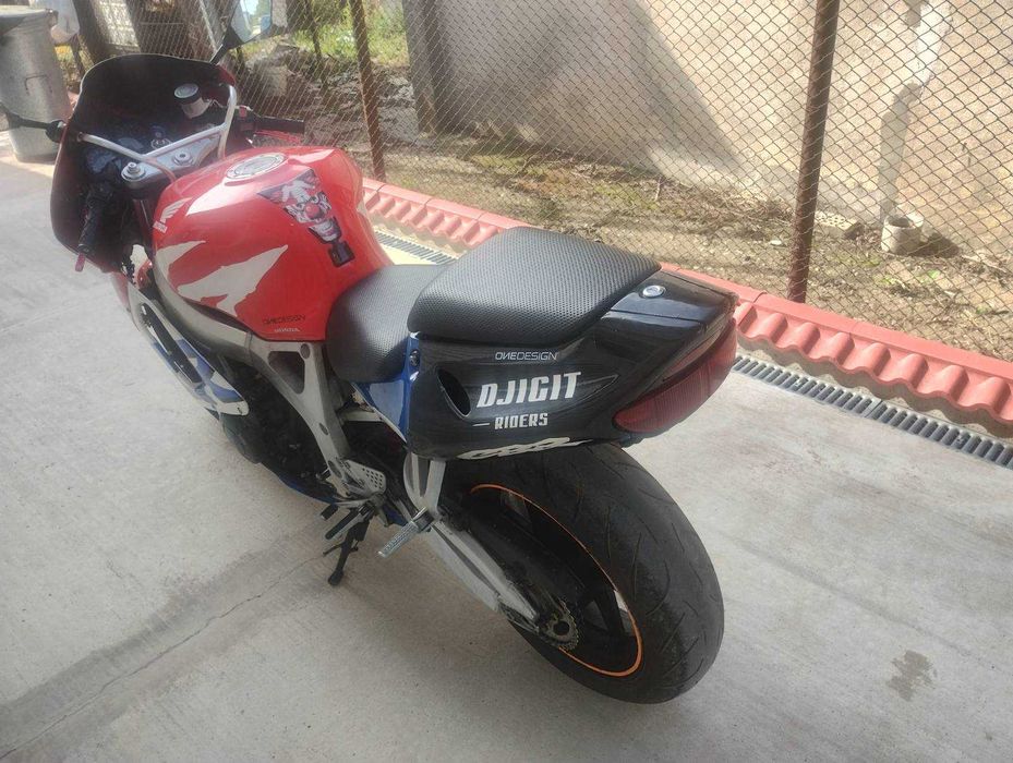 Honda CBR 919 на части