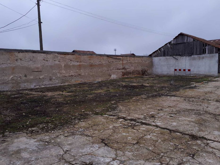 Дава се под наем Склад в с. Воднянци, Област Видин - 25000 кв.м за 99.45 € - Снимка #7