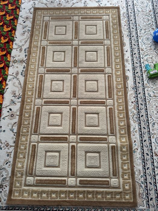 Продам ковровую дорожку 2м*1м