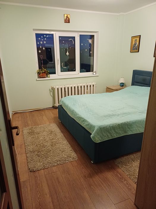 Apartament 3 camere decomandat | Bloc cărămidă 1990 | Zona Nicolae Iorga