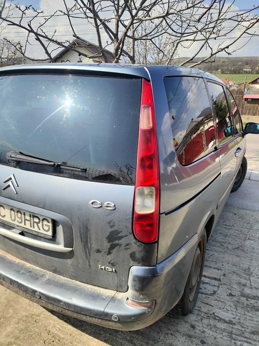 Auto 7 locuri Citroen C8