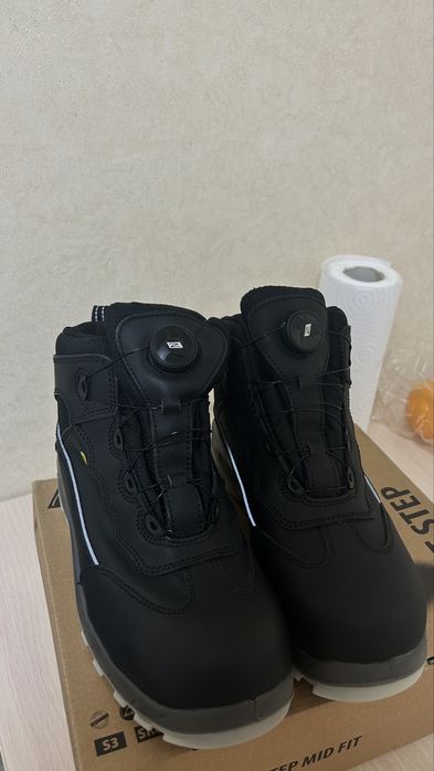 Летние рабочие ботинки