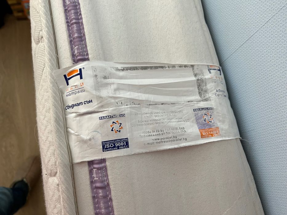ПОДАРЯВАМ еднолицев матрак НАНИ 140/200, ползван 5г.