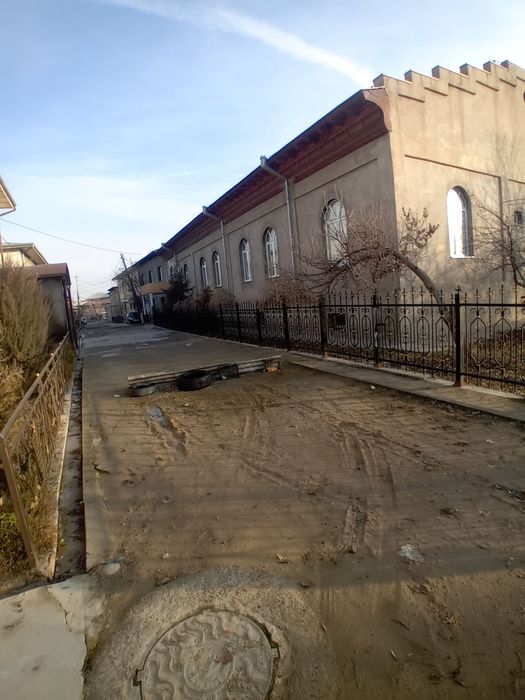 Yunsobod zenit hasanboyda uchaska sotiladi