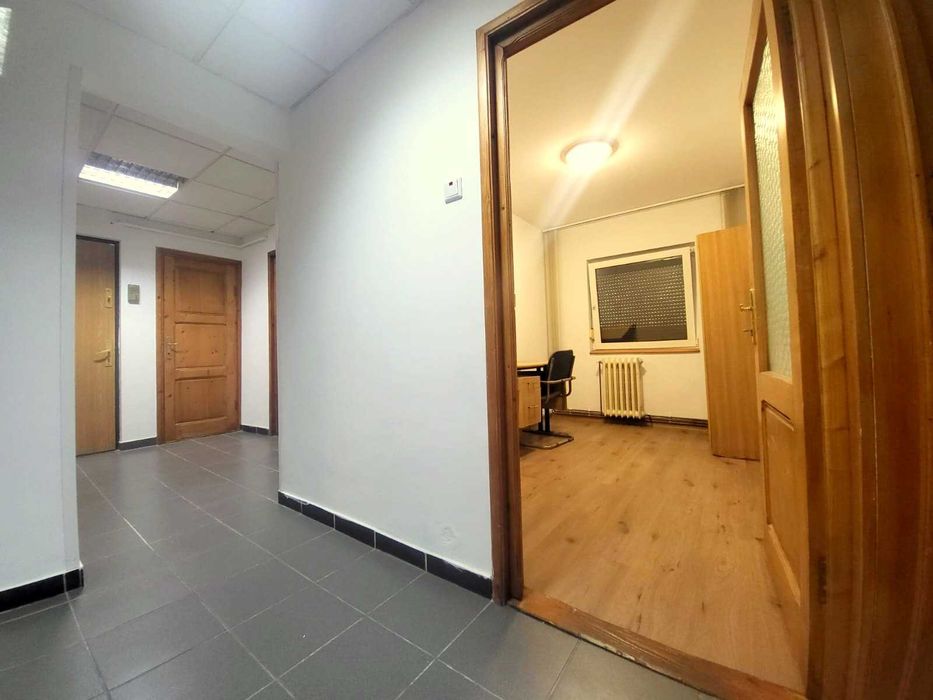 Palas 4 camere parter de inchiriat Pentru Birou sau afacere