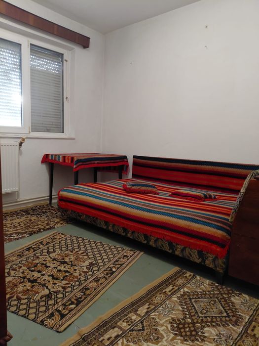 Vânzare urgent apartament in Oltenița, 3 camere, 51000 euro negociabi