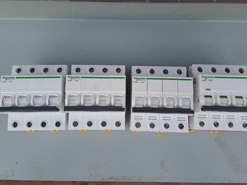 Schneider - siguranta automata 3P, 25 A, multe modele cu 1 - 4 poli