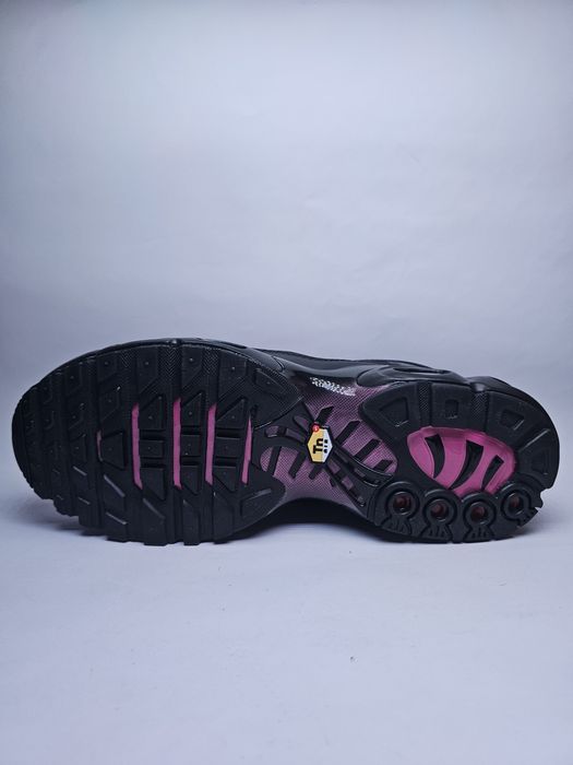 Nike TN mărimea 46 negru/roz