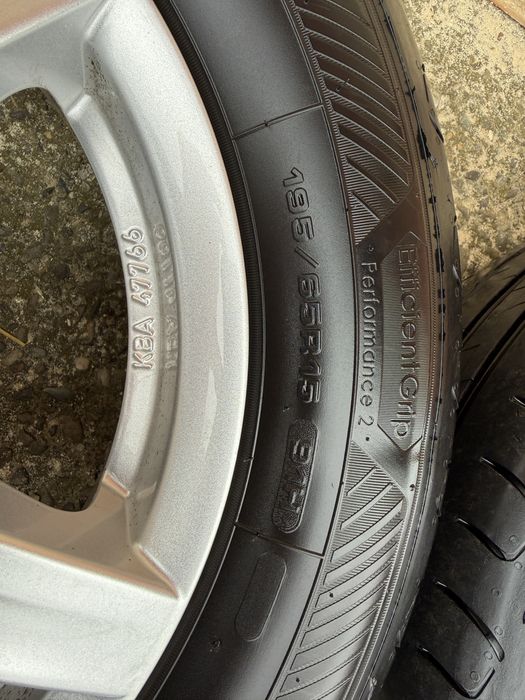 Vand jante aliaj cu anvelope de vara