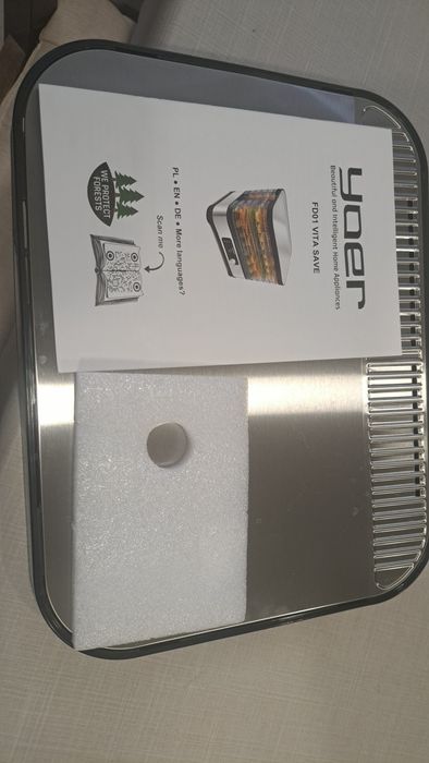 Дехидратор(Сушилня)за храна Yoer 450w,5 цедки,сребристо-черен