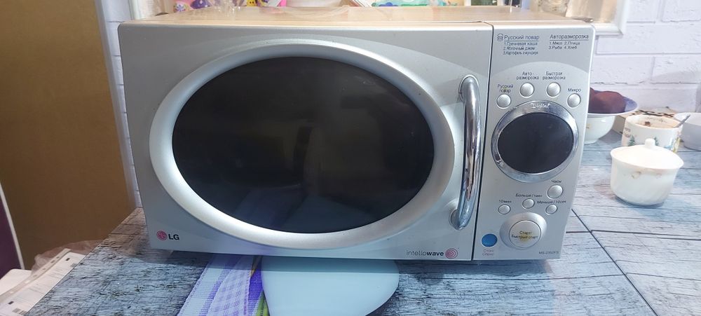 Микроволновка LG