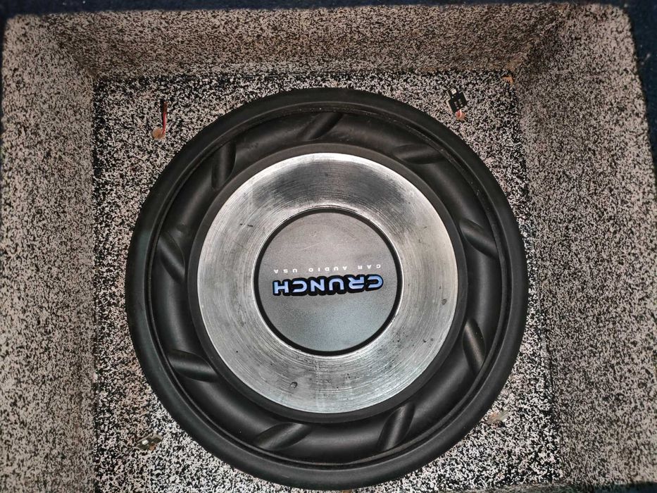 Басс каса crunch