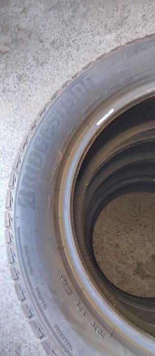 джипови- летни Bridgestone 235/55 R18 100V- Runflat- по единично
