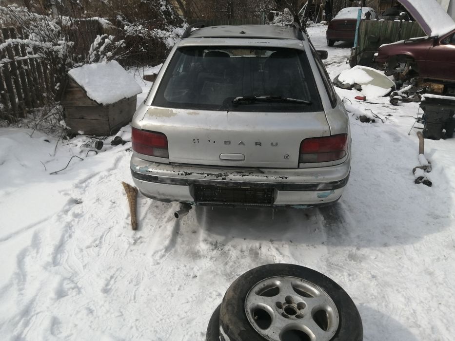 Субару импреза разбор