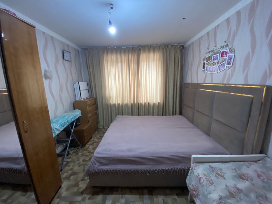 Продам квартиру 3-х комнатную