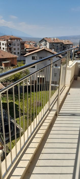 Парапети,врати,огради, навеси