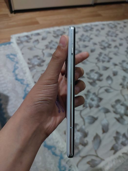 One plus 12 white