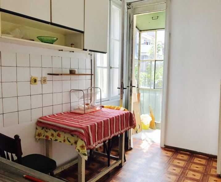 Продава се Тристаен апартамент в София, Център - 94 кв.м за 2102 €/кв.м - Снимка #4