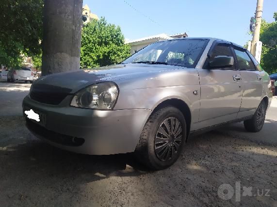 Продам автомобиль лада приора