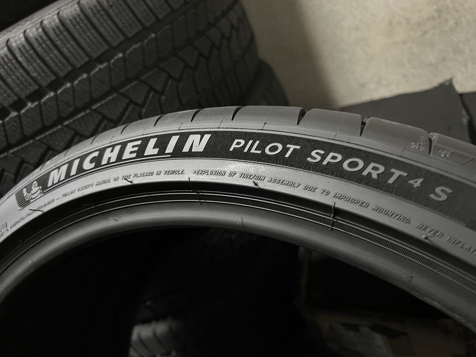 24г. 285/30/22 MICHELIN - като Нови!