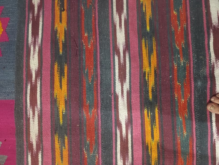 Gilam qo'l mexnati tabiy iplar