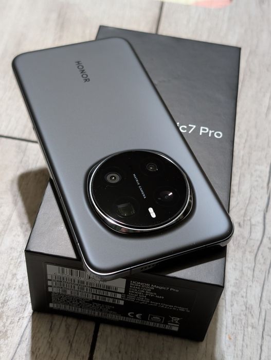 Honor Magic 7 Pro 512 gb Ram 12 5G global